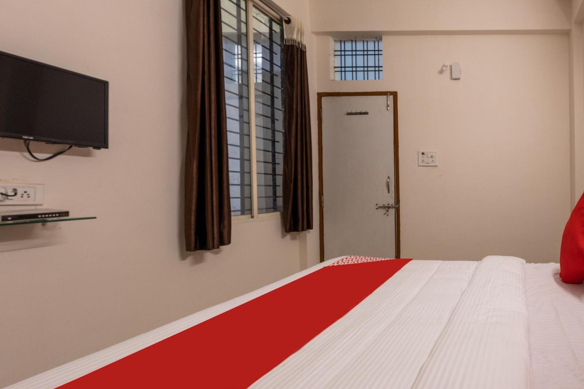 Hotel O Ocean Pearl Indore Exteriör bild