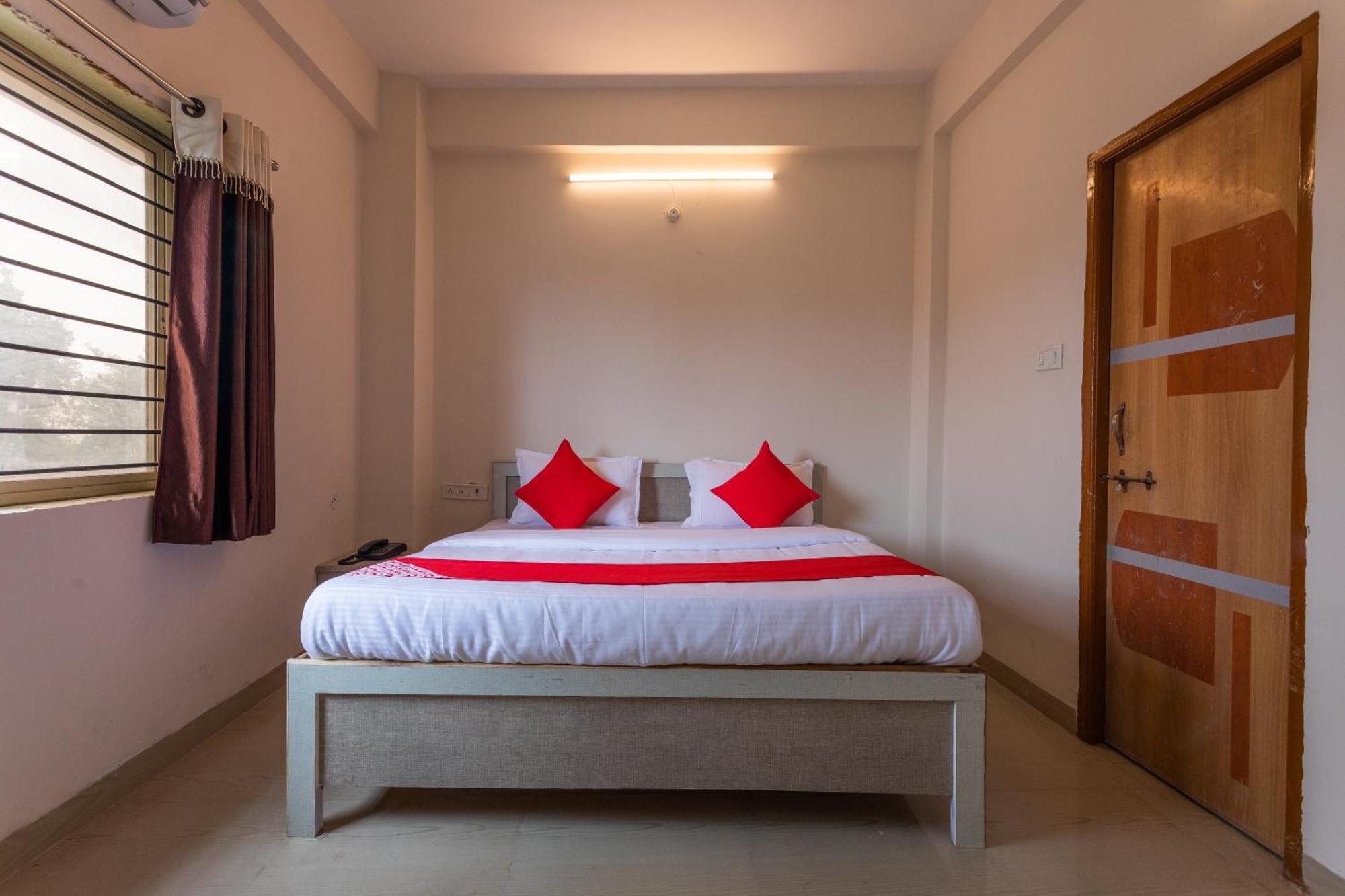 Hotel O Ocean Pearl Indore Exteriör bild